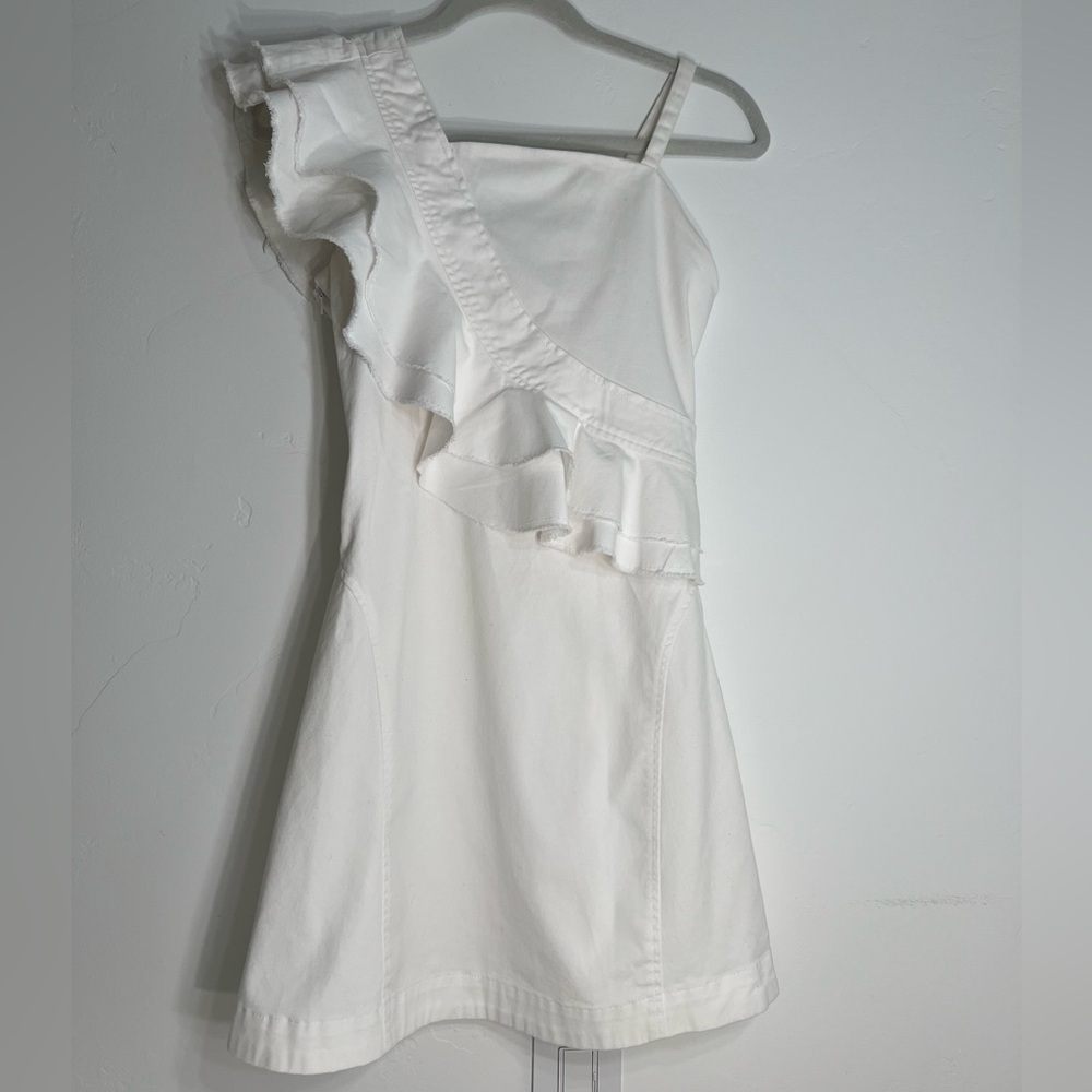 HABITUAL White one shoulder ruffled A line rouche dress